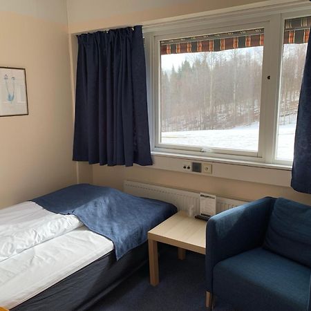 Honne Hotell Biri Esterno foto