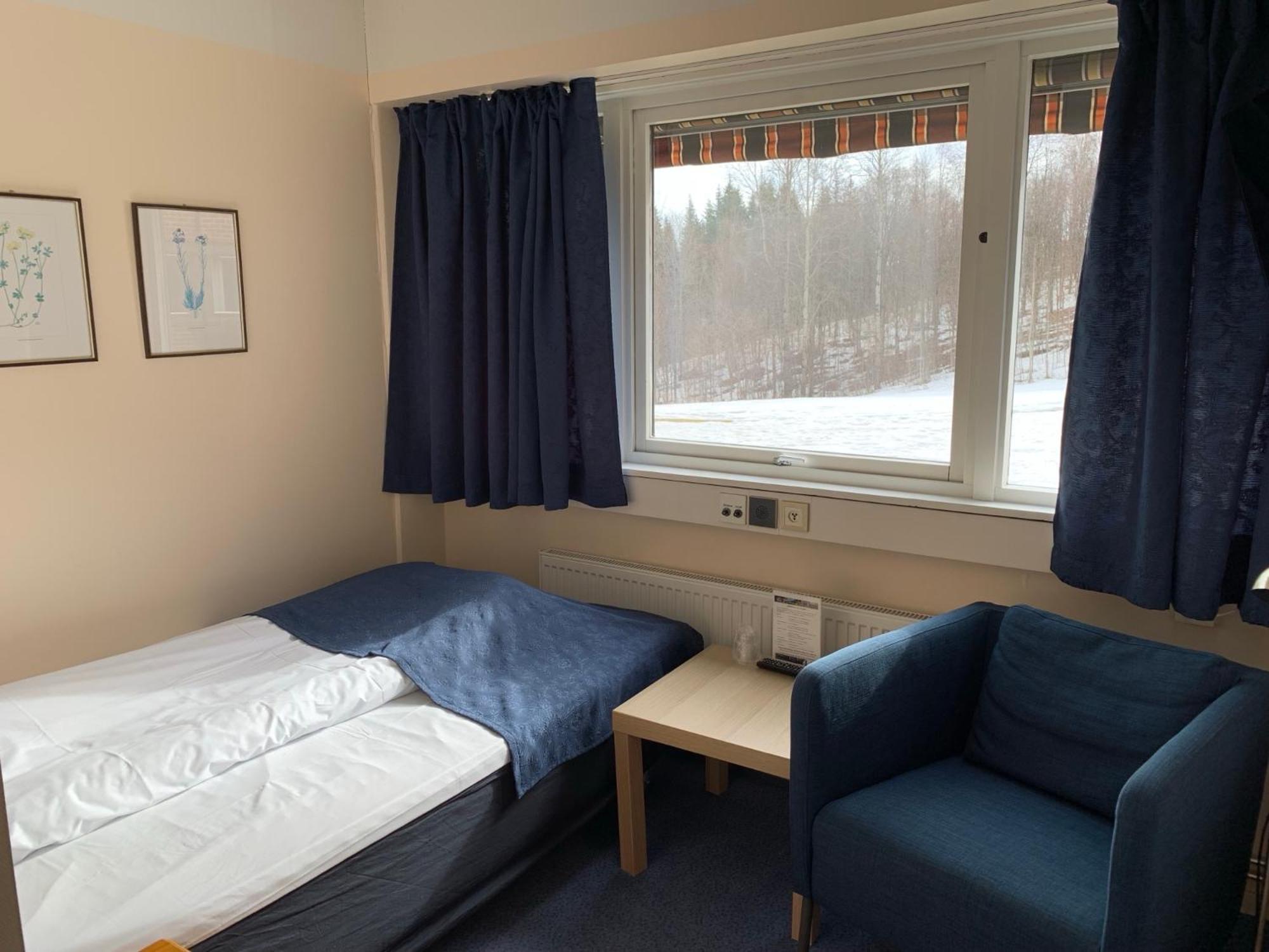 Honne Hotell Biri Esterno foto