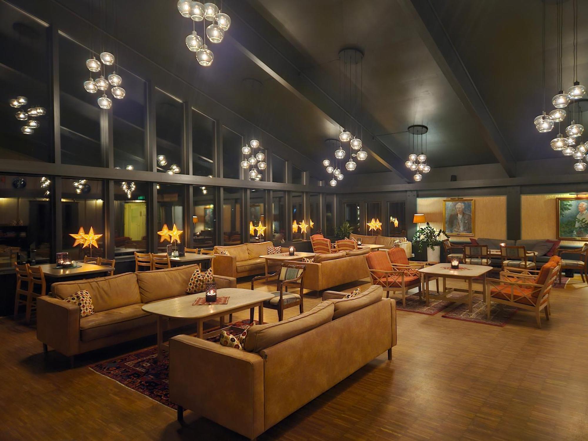 Honne Hotell Biri Esterno foto